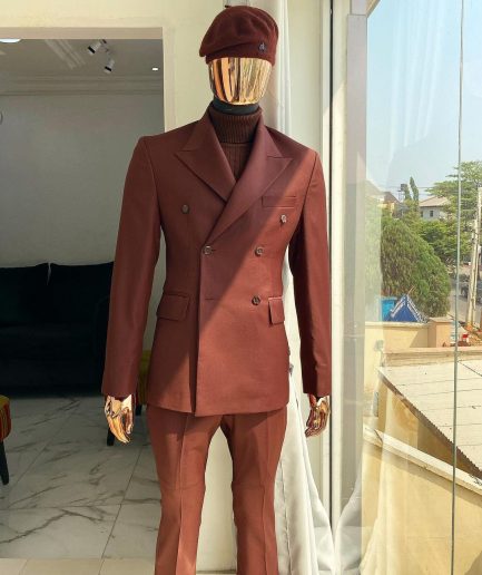 triple breasted suit